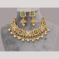 Kavita Art Gold Plated Kundan Stone And Pearl Necklace Set