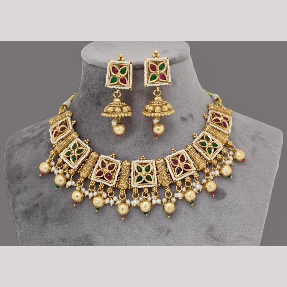 Kavita Art Gold Plated Kundan Stone And Pearl Necklace Set