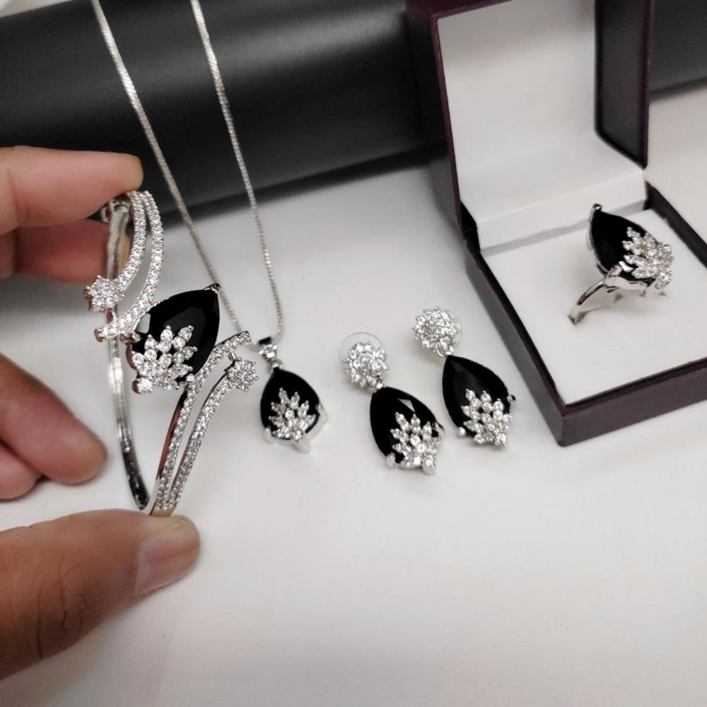 Kavita Art Austrian Stone Combo Set