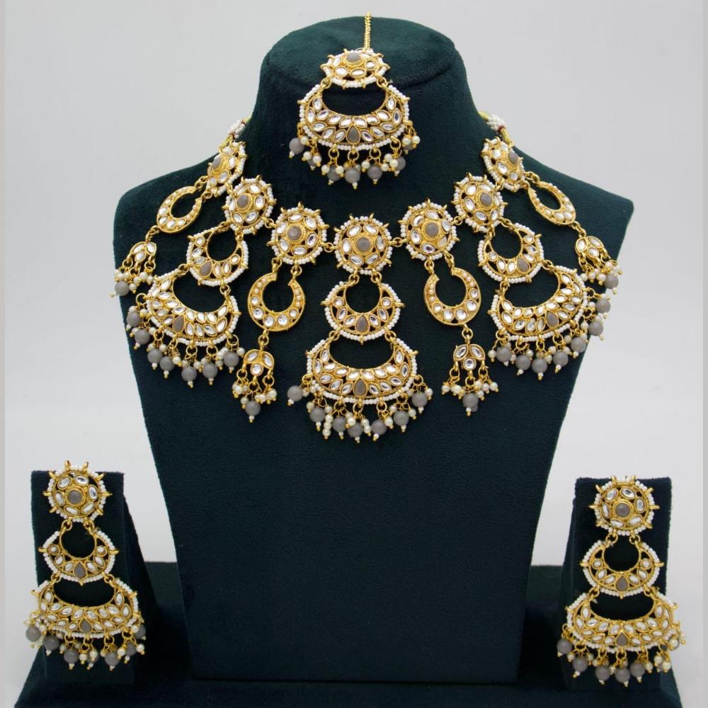 Kavita Art Gold Plated Kundan And Beads Choker Necklace Set