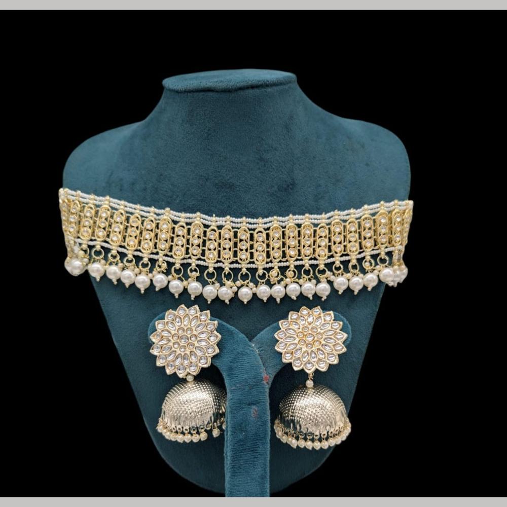 Kavita Art Gold Plated Kundan And Beads Choker Necklace Set