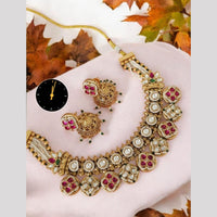 Kavita Art Royal Elegance Pota Pearl And Beads Necklace set