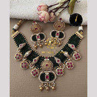 Kavita Art Royal Elegance Pota Pearl And Beads Necklace set