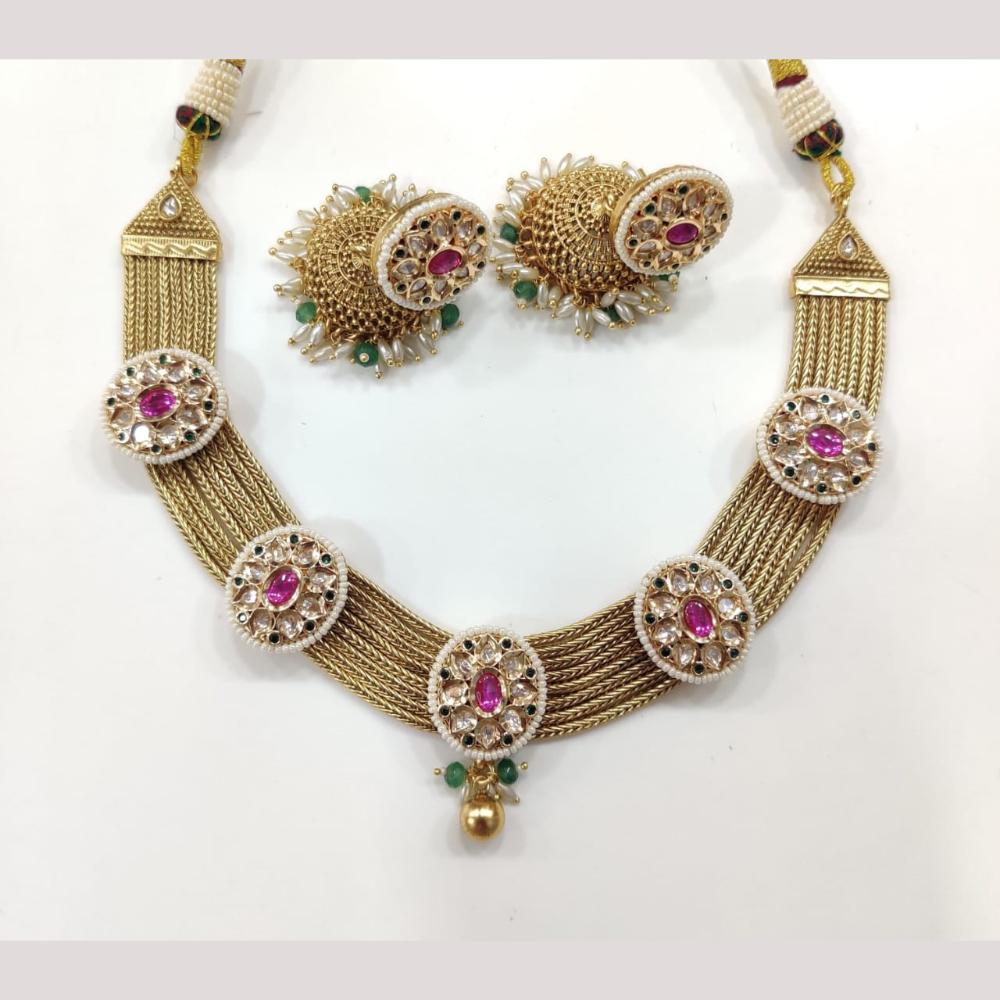 Kavita Art Traditional Pota Stone And Pearl Necklace Set