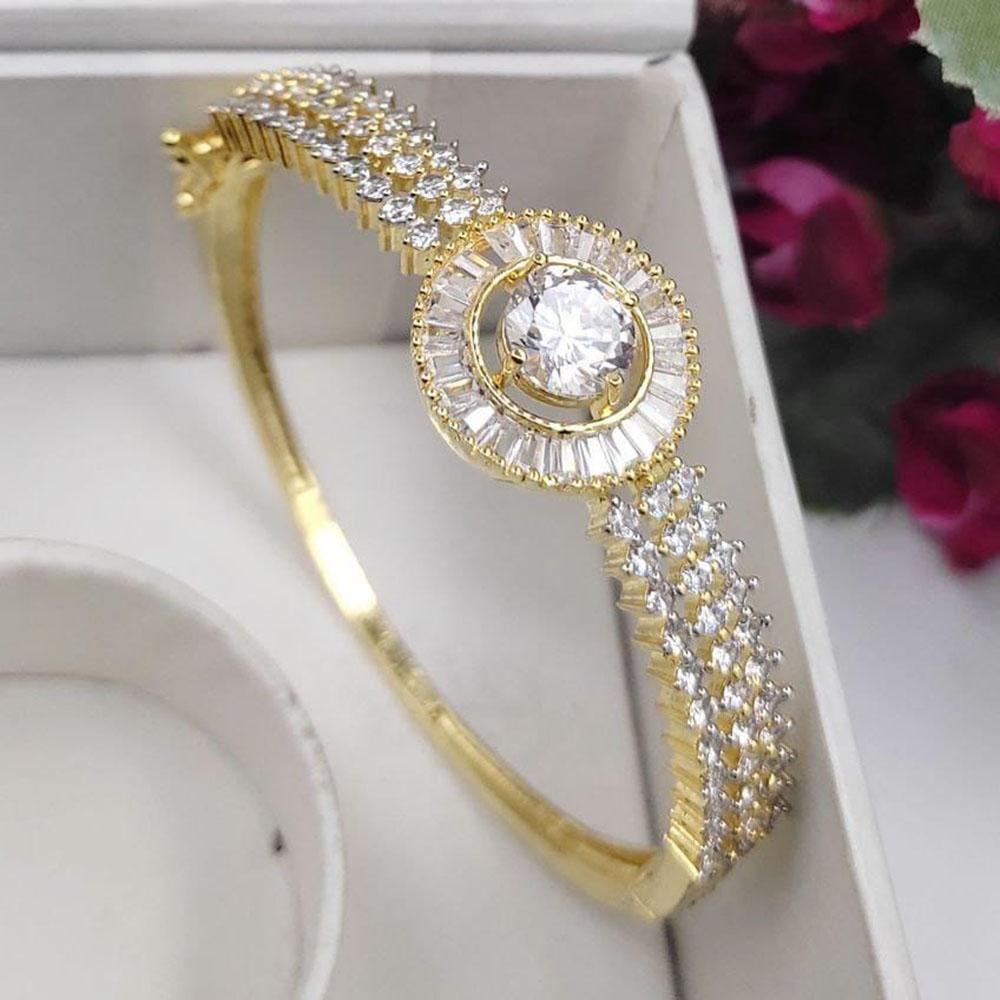 Kavita Art Handcrafted Elegant Crystal And Austrian Stone Bracelet