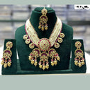 Kavita Art Sparkling Kundan Stone And Pearl Necklace Set