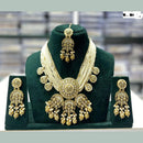 Kavita Art Sparkling Kundan Stone And Pearl Necklace Set