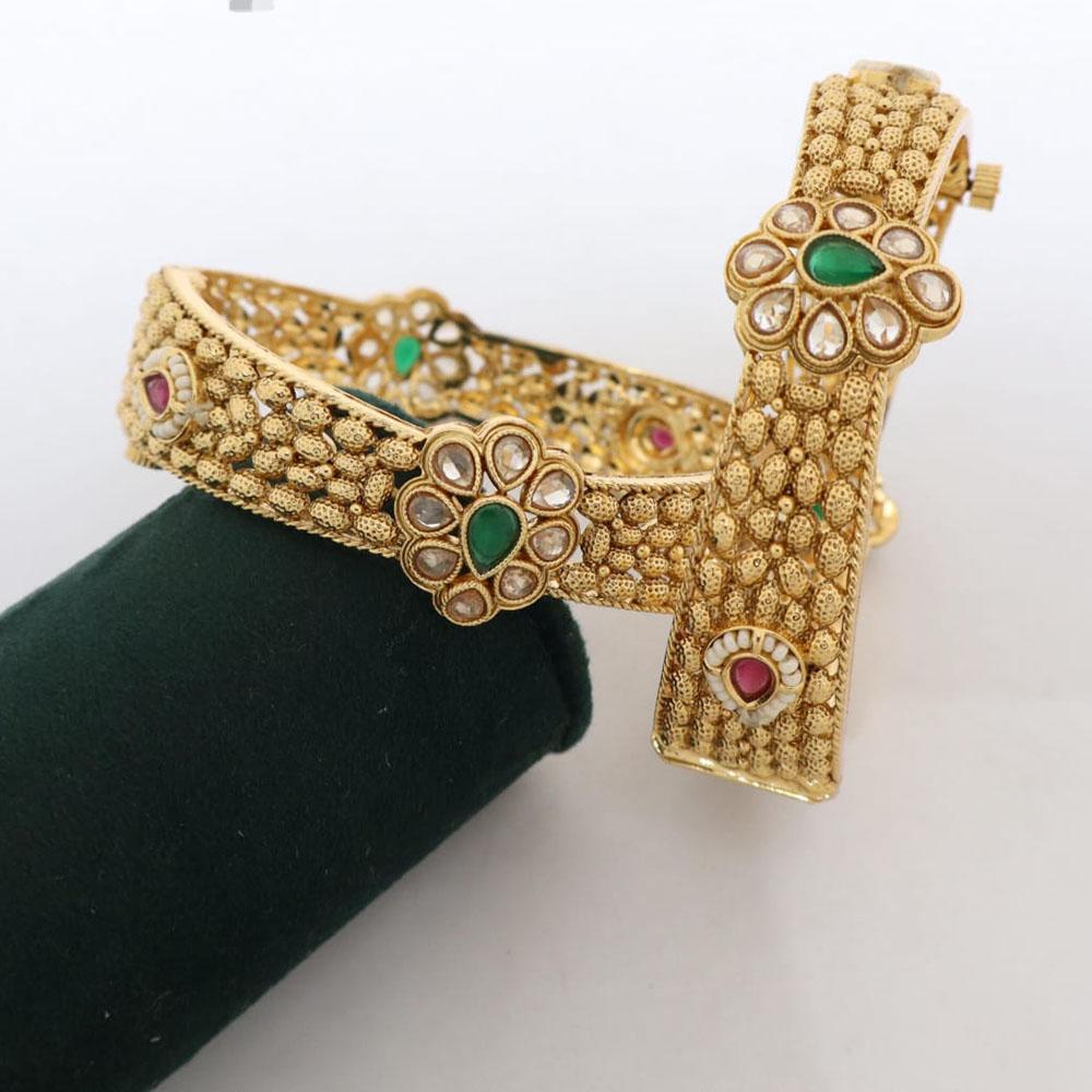 Kavita Art Elegant Sparkling Pota Stone Bangles Set