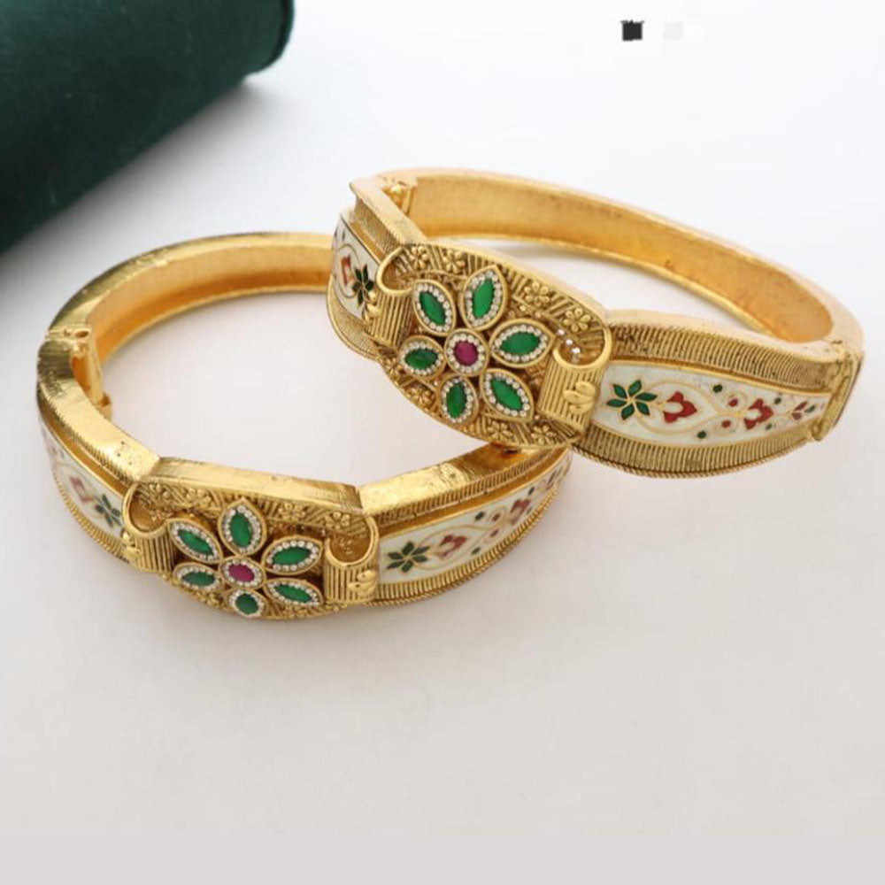 Kavita Art Elegant Sparkling Pota Stone Bangles Set