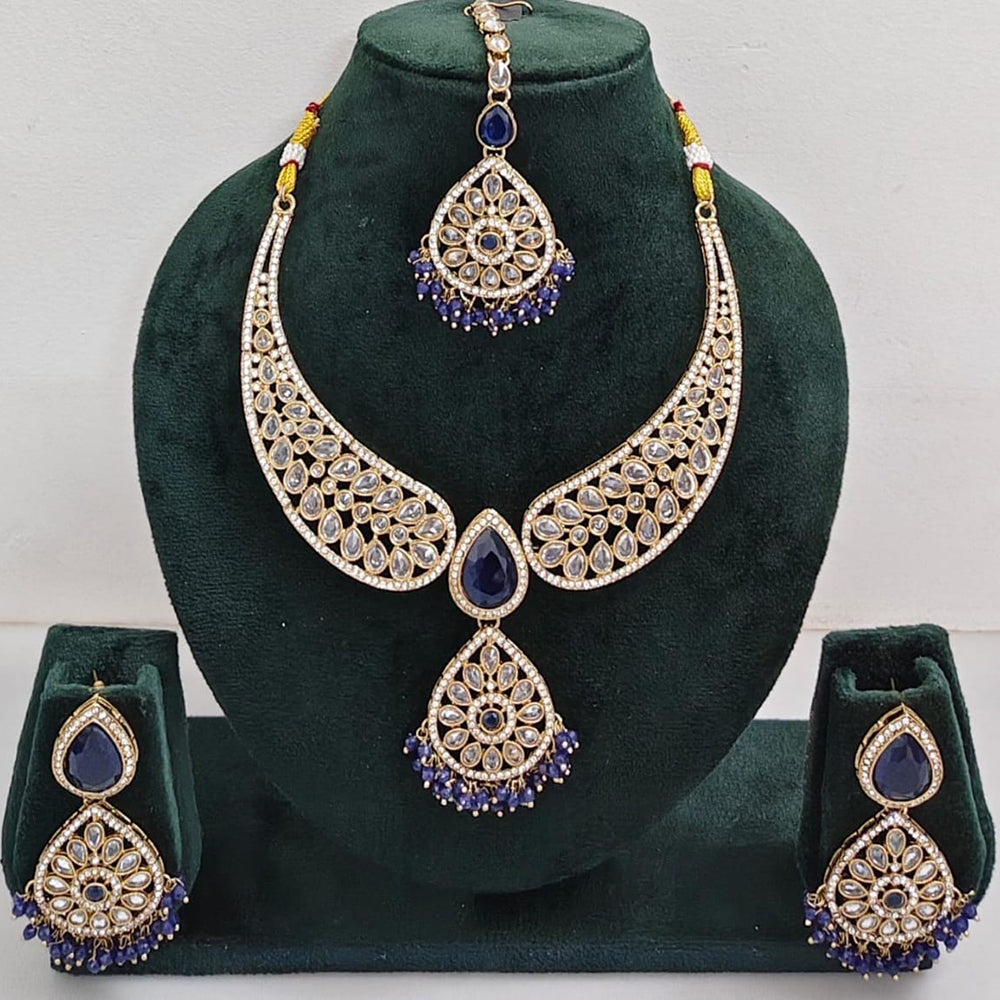 Kavita Art Sparkle Glow Crystal and Pearl Necklace Set
