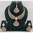 Kavita Art Sparkle Glow Crystal and Pearl Necklace Set