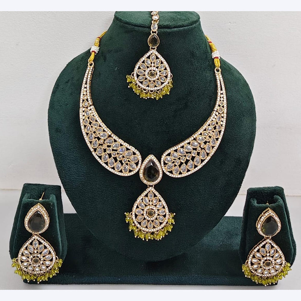 Kavita Art Sparkle Glow Crystal and Pearl Necklace Set