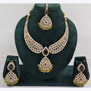Kavita Art Sparkle Glow Crystal and Pearl Necklace Set