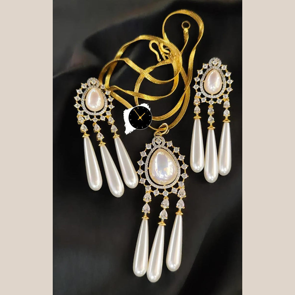 Kavita Art GlamGlow Crystal Stone And Pearl Chain Pendant Set