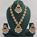 Kavita Art Luxurious Crystal Stone Pearl And Beads Necklace Set