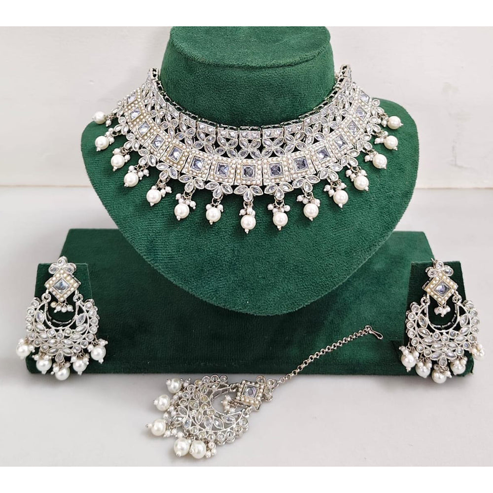 Kavita Art Luxurious Crystal Stone Pearl And Beads Choker Necklace Set