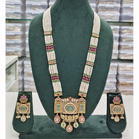 Kavita Art Heritage Pota Stone And Pearl Long Necklace Set