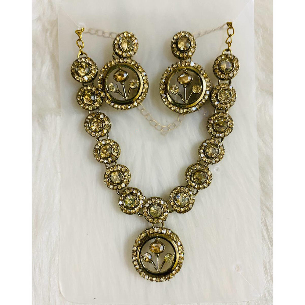 Kavita Art Premium Crystal And Austrian Stone Necklace Set