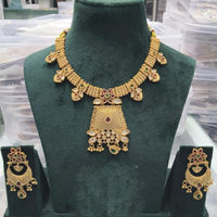 Kavita Art Classic Pota Stone And Pearl Embellished Necklace Set