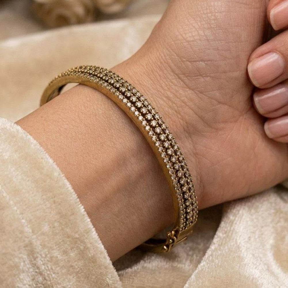 Kavita Art Handcrafted Sparkling Austrian Stone Bracelet