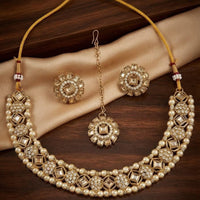 Kavita Art Premium Crystal Stone And Pearl Necklace Set