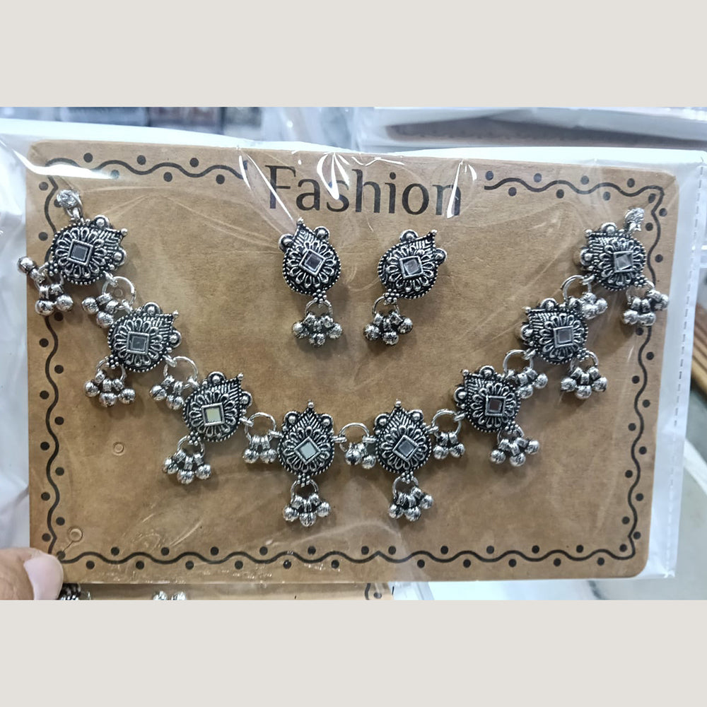 Kavita Art Boho Style Oxidised Plated Mirror And Pearl Necklace Set