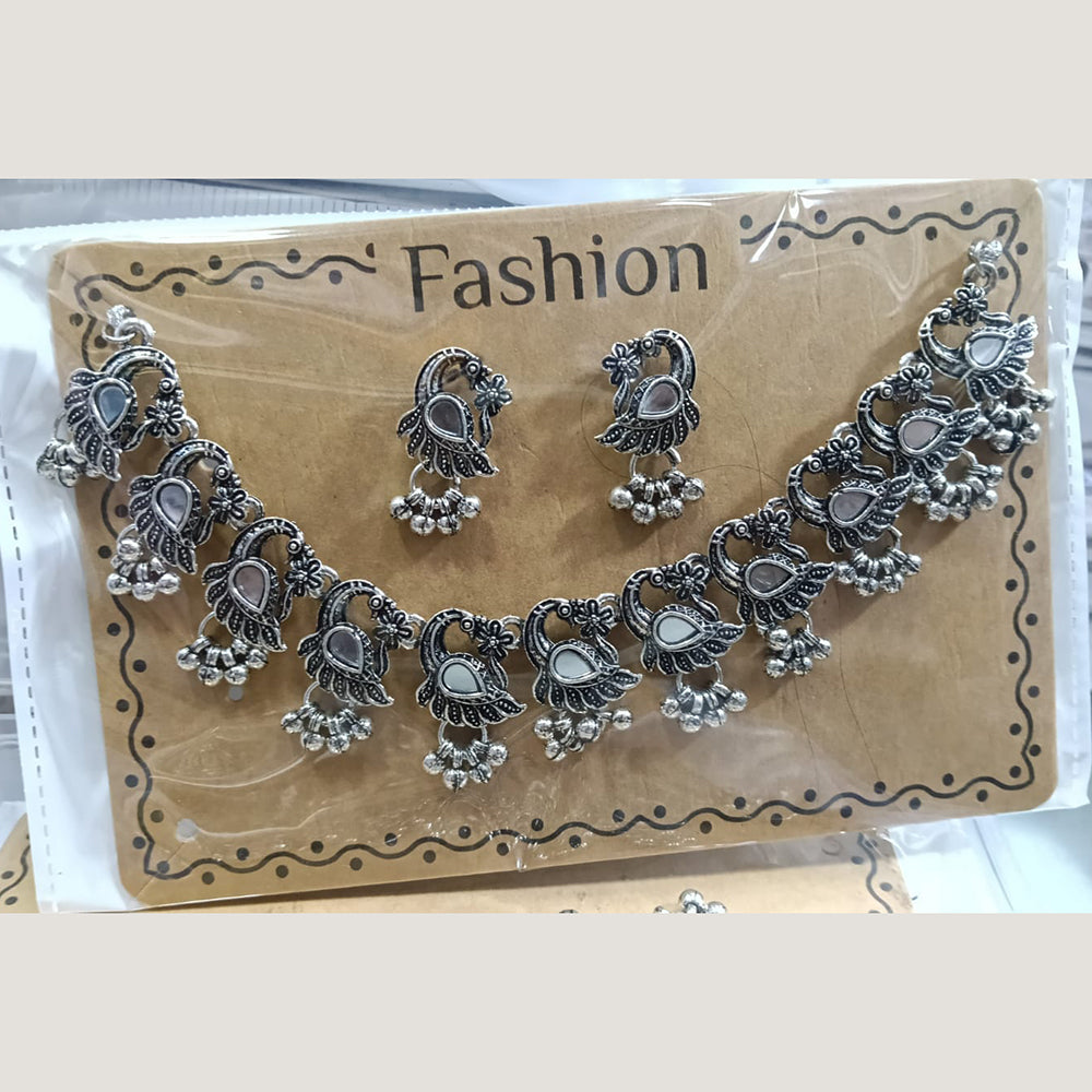 Kavita Art Boho Style Oxidised Plated Mirror And Pearl Necklace Set
