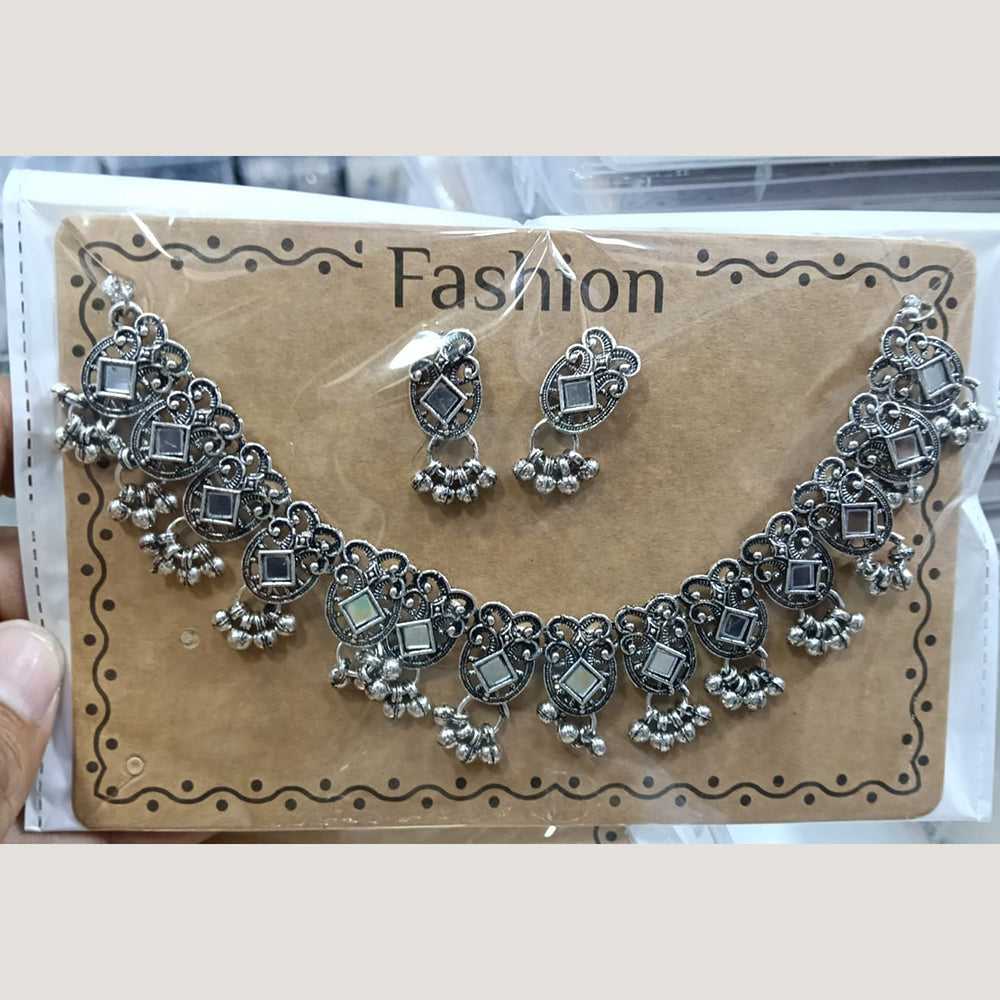 Kavita Art Boho Style Oxidised Plated Mirror And Pearl Necklace Set