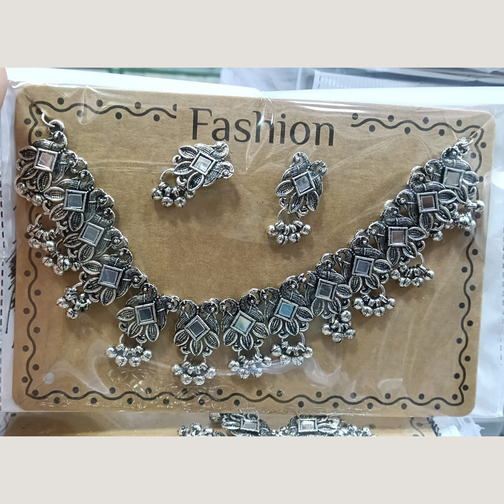 Kavita Art Boho Style Oxidised Plated Mirror And Pearl Necklace Set