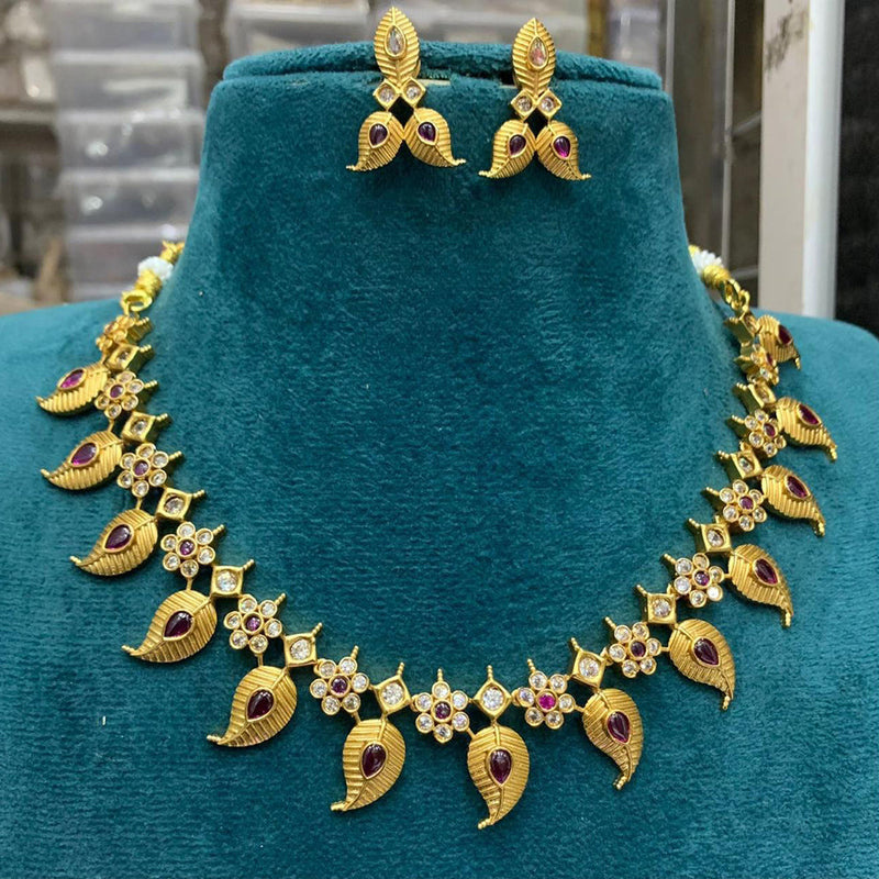 Sona Creation Gold Plated Pota Stone Necklace Set