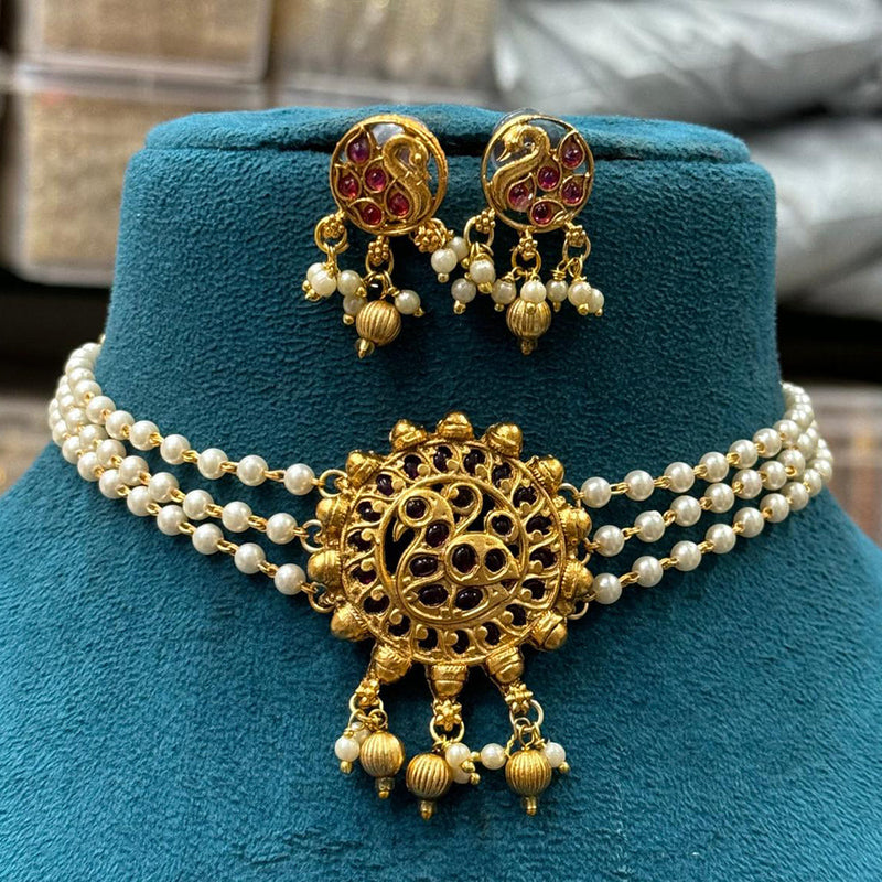 Sona Creation Gold Plated Pota Stone And Pearl  Choker Necklace Set