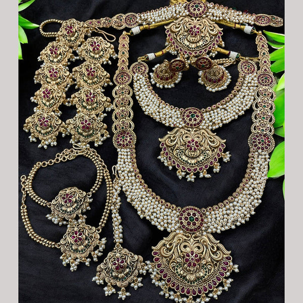 Sona Creation Gold Plated Pota Stone And Pearls Bridal Set