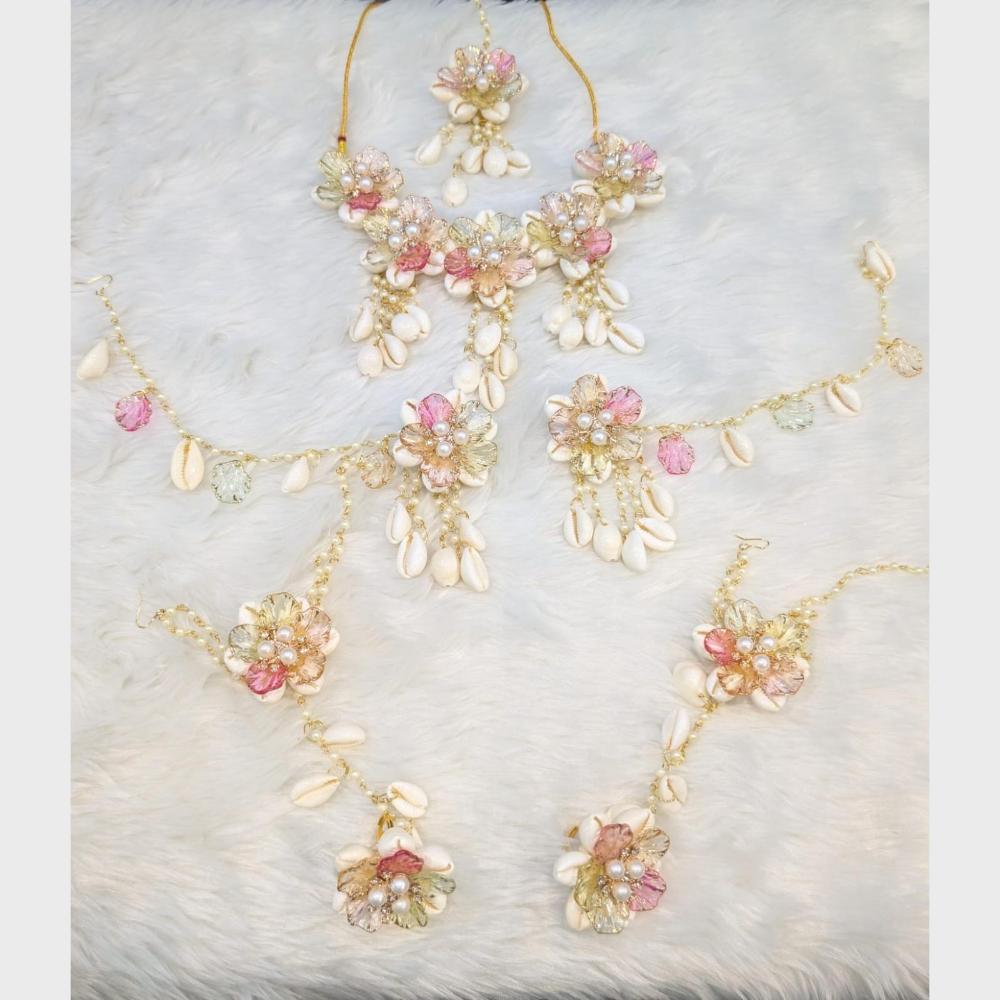 SNERA Elegant Floral Jewellery With Shell Combo Set