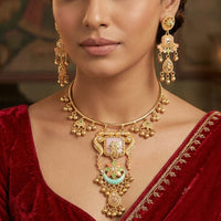 SNERA Graceful Pota Stone And Pearl Necklace Set