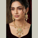SNERA Graceful Pota Stone And Pearl Necklace Set