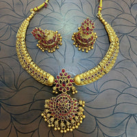 SNERA Gold Plated Pota Stone And Pearl Necklace Set