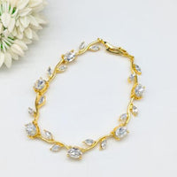 SNERA Elegant Crystal Stone Openable Bracelet for Women