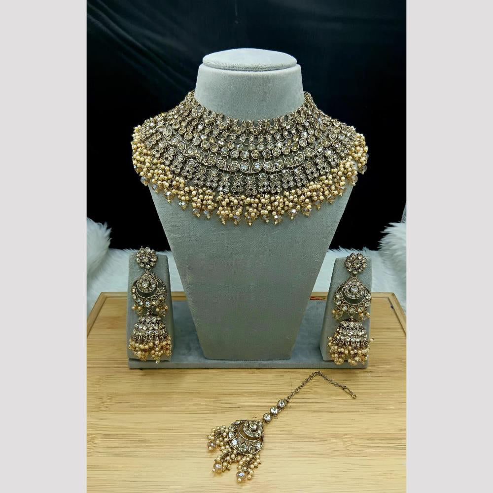 SNERA Elegant Crystal Stone And Pearl Choker Necklace Set Women