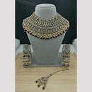 SNERA Elegant Crystal Stone And Pearl Choker Necklace Set Women