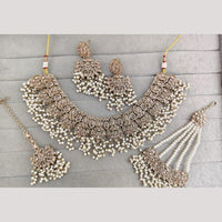 SNERA Sparkling Crystal Stone And Pearl Necklace Set