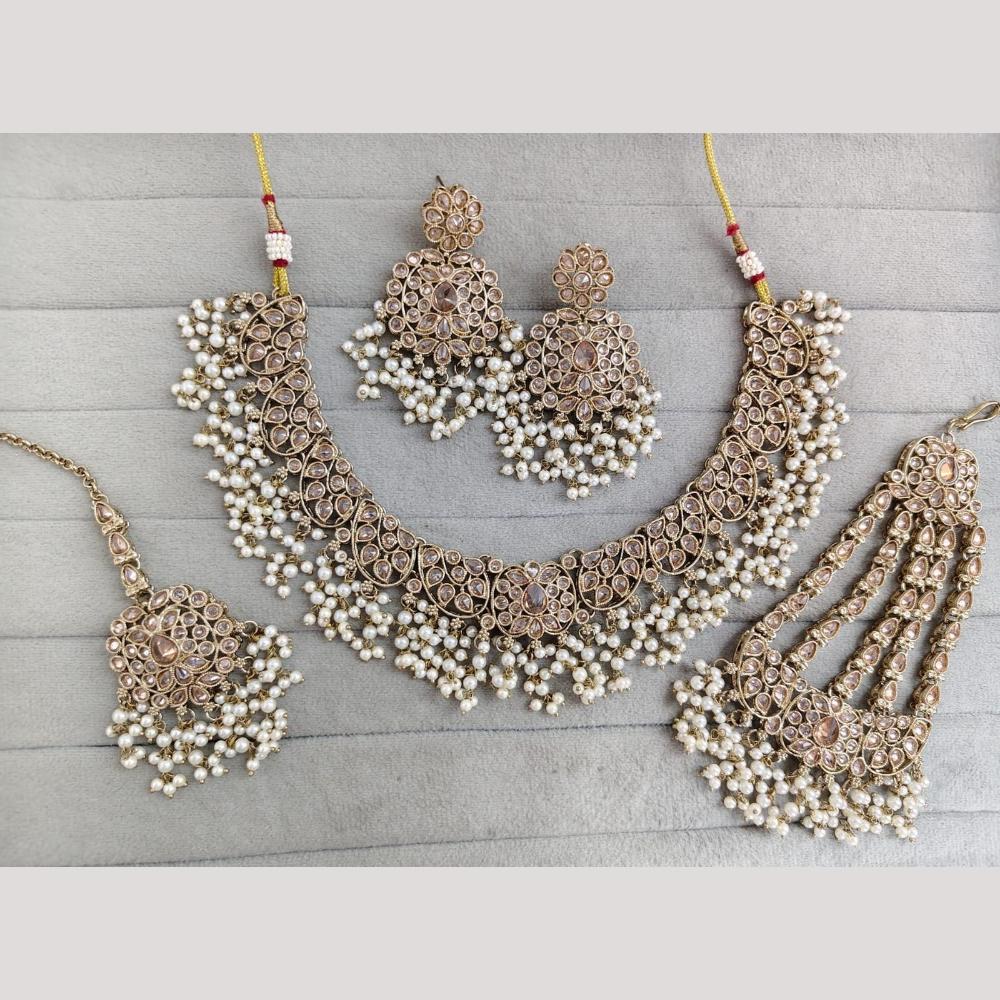 SNERA Sparkling Crystal Stone And Pearl Necklace Set