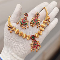 SNERA Ethnic Pota Stone And Pearl Necklace Set