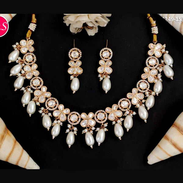 Everlasting Quality Jewels Gold Plated Kundan And Pearl Necklace Set