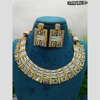 Everlasting Quality Jewels Gold Plated Crystal Stone And Pearl Necklace Set