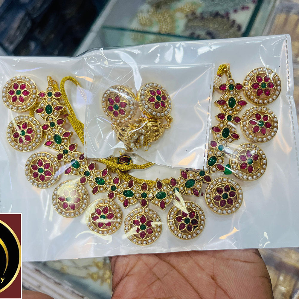 Everlasting Quality Jewels Pearl and Kundan Floral Necklace Set