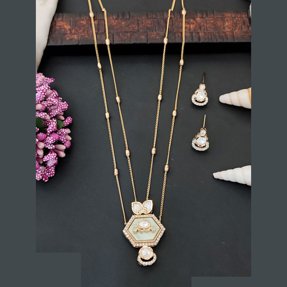 Everlasting Quality Jewels Timeless Pendant Set with Modern Ethnic Fusion Design