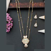 Everlasting Quality Jewels Timeless Pendant Set with Modern Ethnic Fusion Design