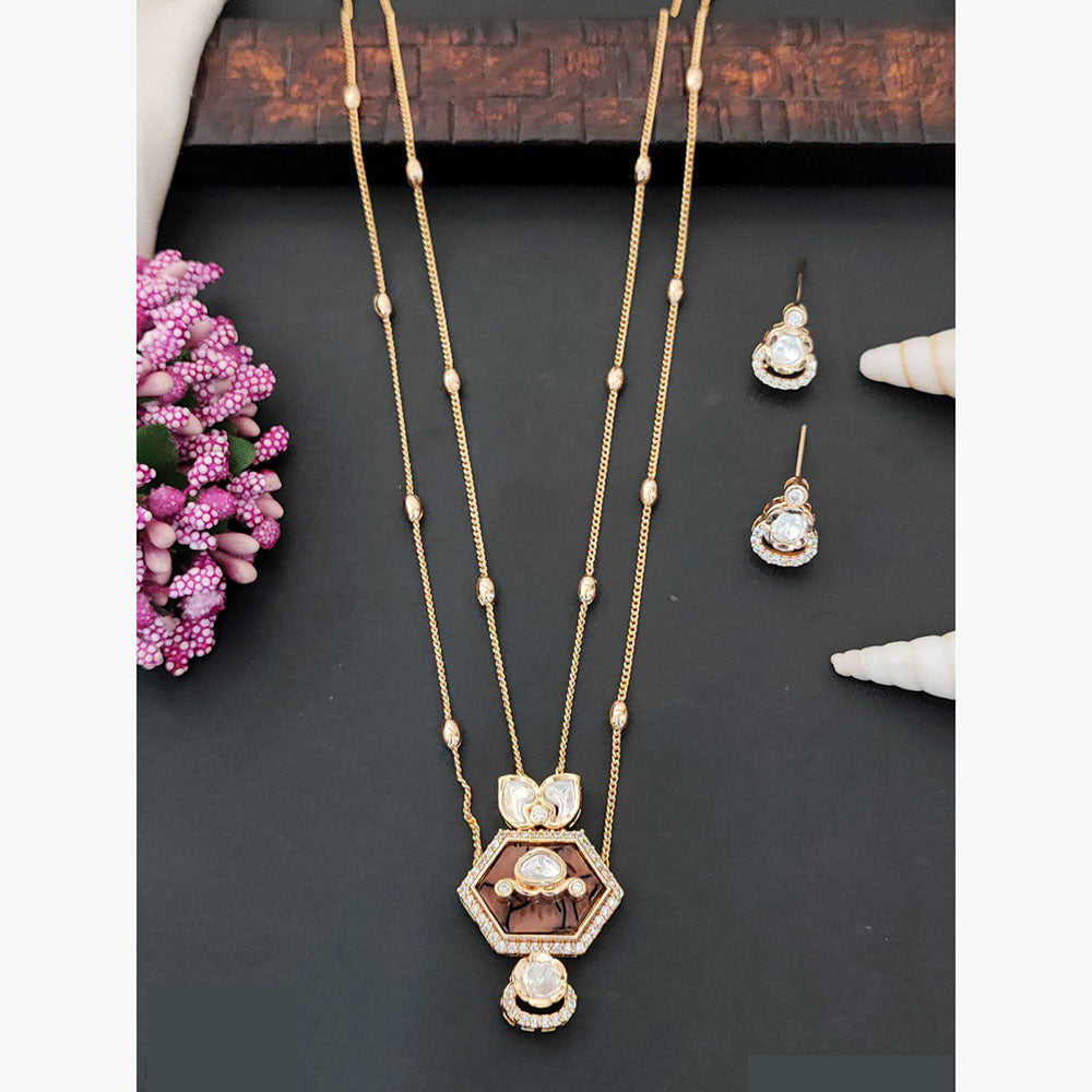 Everlasting Quality Jewels Timeless Pendant Set with Modern Ethnic Fusion Design
