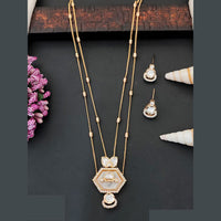 Everlasting Quality Jewels Timeless Pendant Set with Modern Ethnic Fusion Design