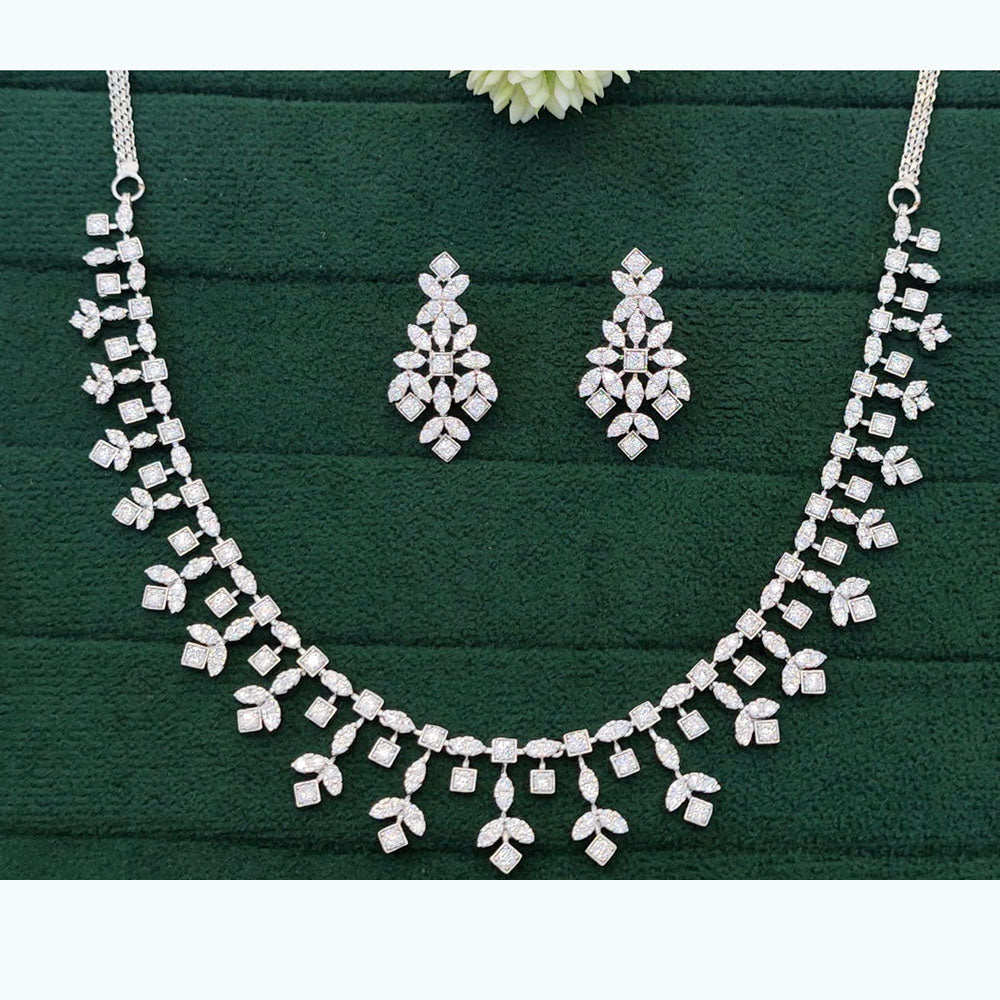 Everlasting Quality Jewels Intricately Designed Necklace Set with Leaf Inspired Detailing